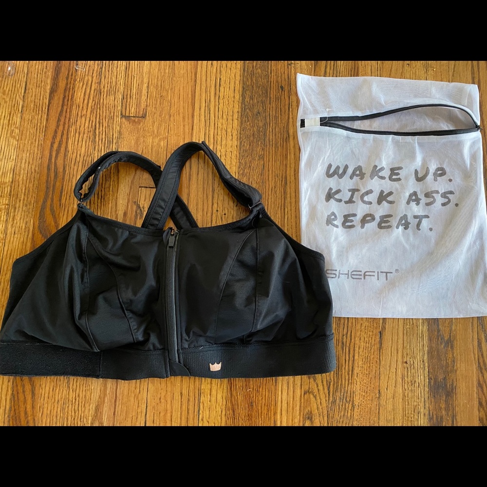 Shefit 5Luxe sports bra with original bag